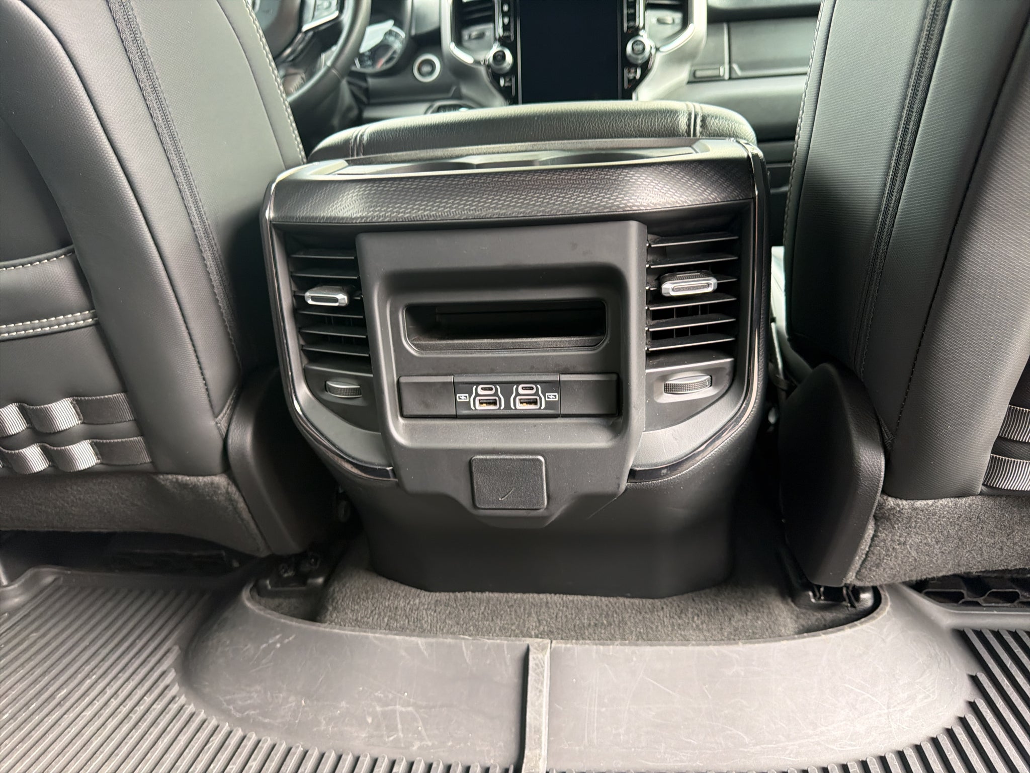2024 RAM 1500 Big Horn Crew Cab 4x4 5'7' Box