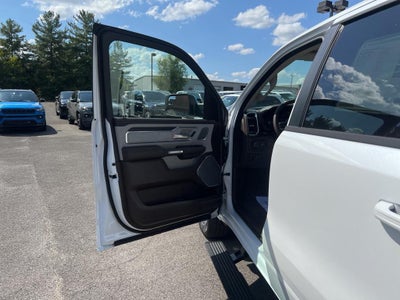 2025 RAM 1500 Laramie Crew Cab 4x4 5'7' Box