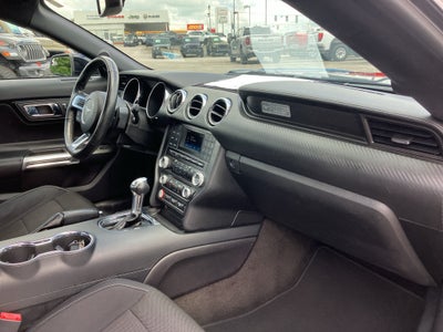2016 Ford Mustang V6