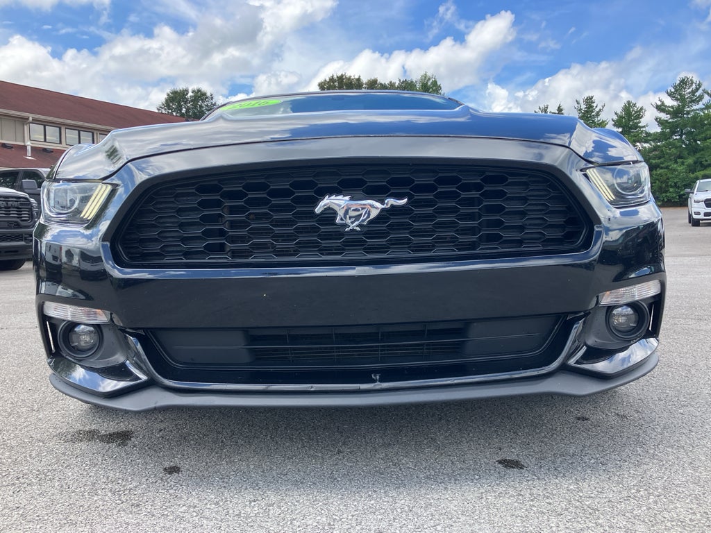 2016 Ford Mustang V6