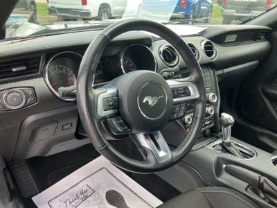 2016 Ford Mustang V6