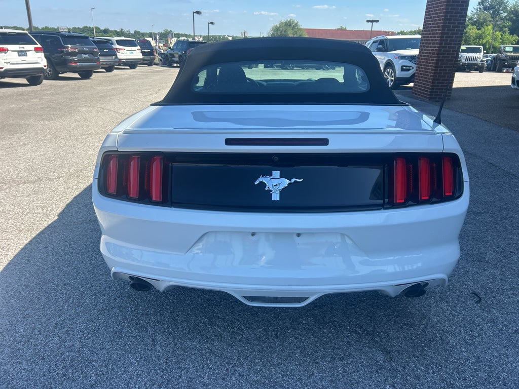2016 Ford Mustang V6