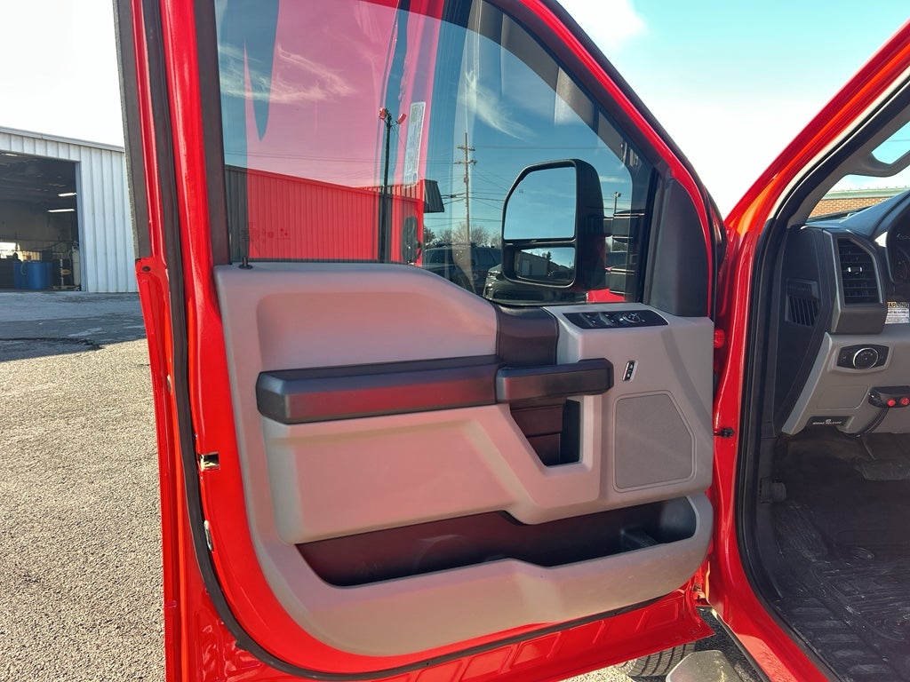 2020 Ford F-350 Chassis XL