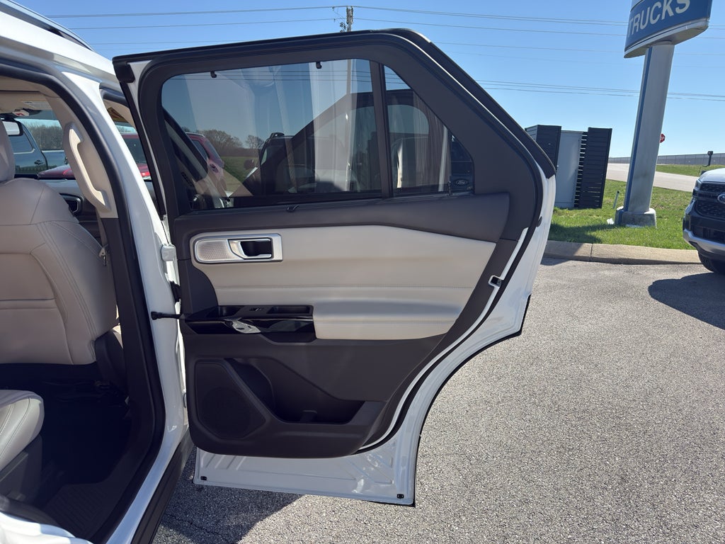 2021 Ford Explorer Platinum