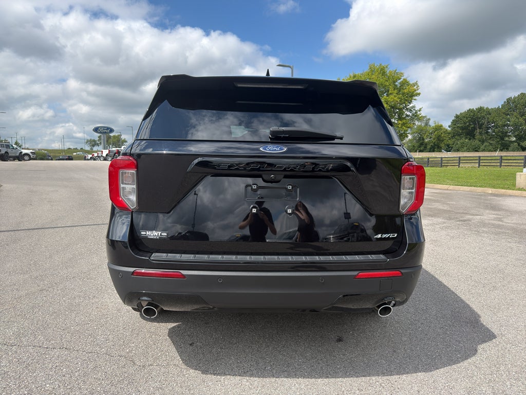 2022 Ford Explorer ST-Line