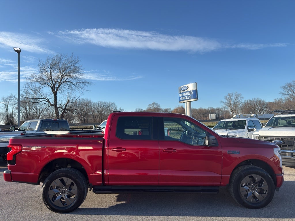 2024 Ford F-150 Lightning Flash