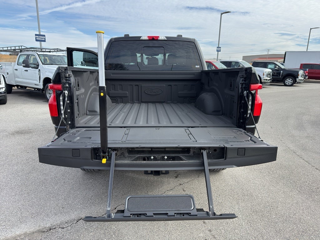 2024 Ford F-150 Lightning Platinum