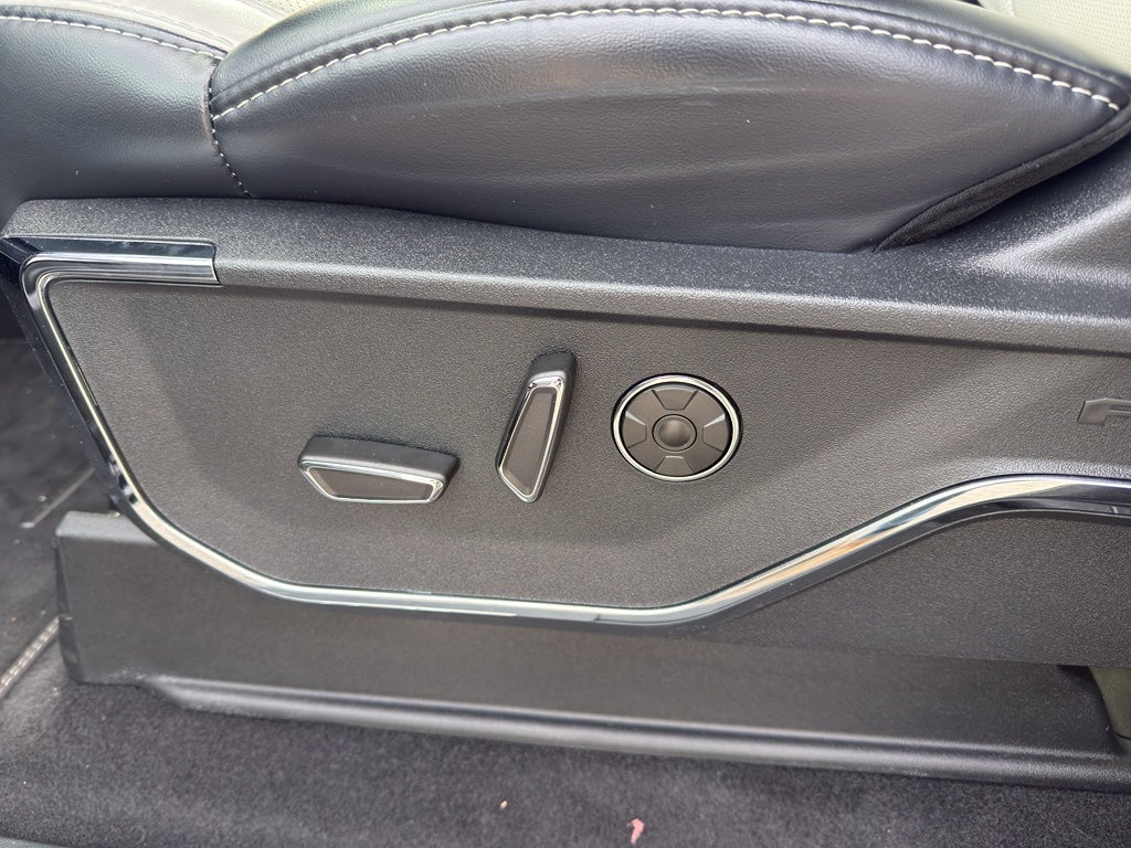 2024 Ford F-150 Lightning Platinum