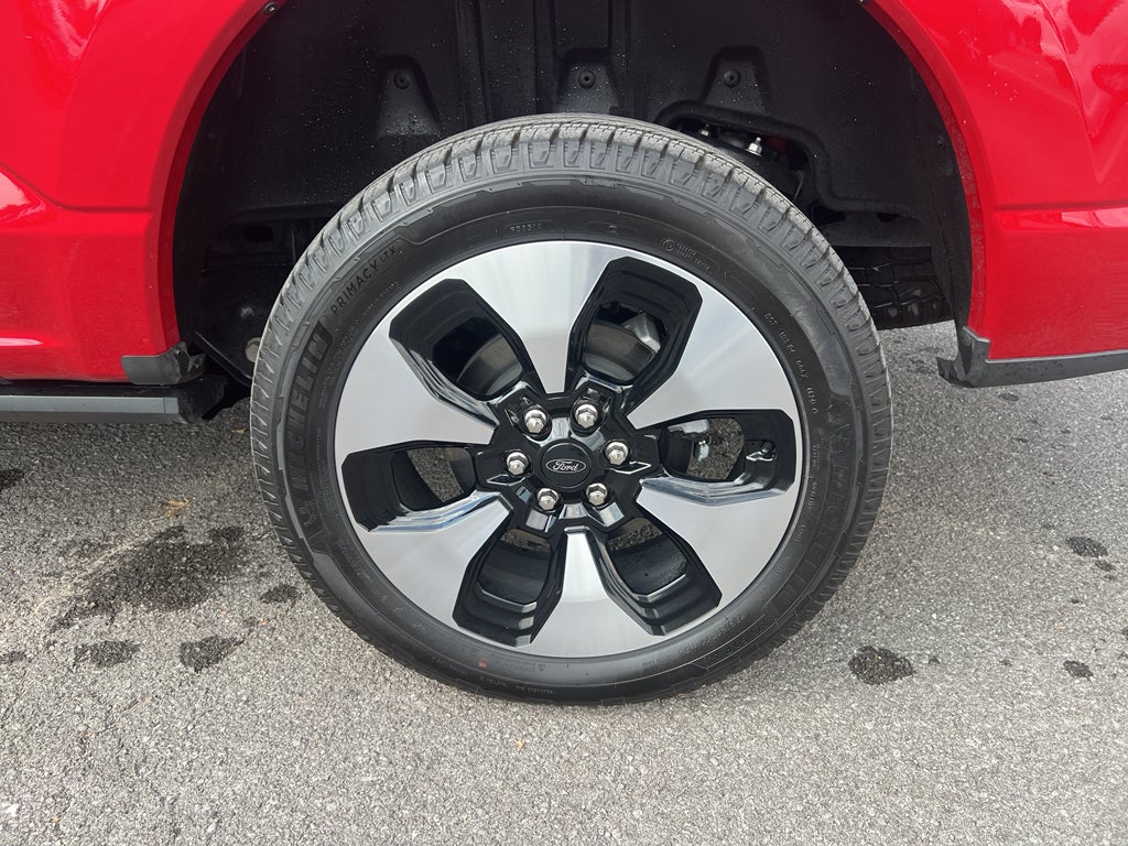 2025 Ford F-150 Lightning Platinum
