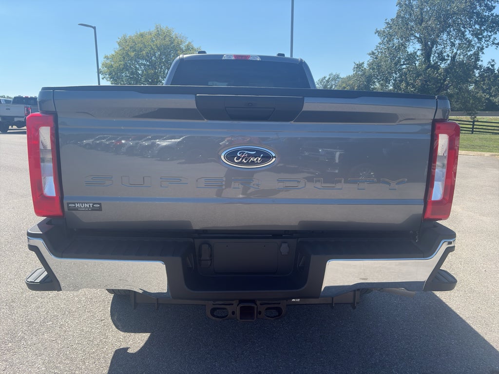 2024 Ford F-350 XLT