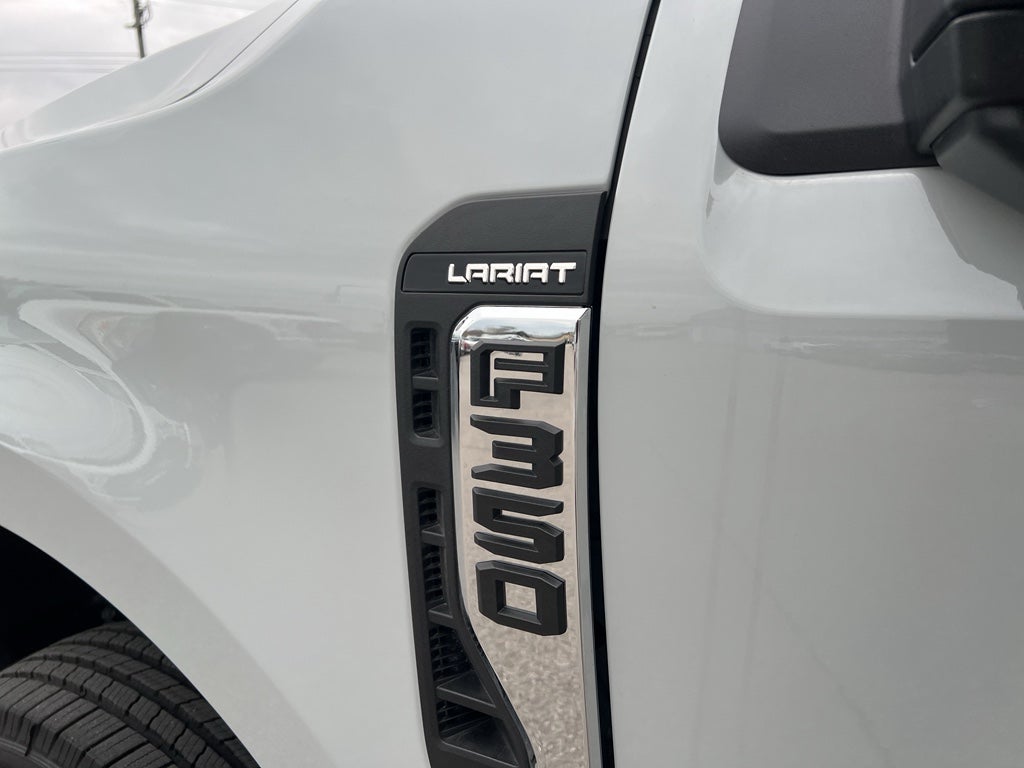 2025 Ford F-350 LARIAT