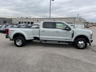 2025 Ford F-350 LARIAT