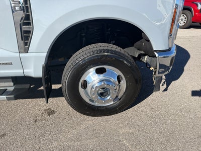 2025 Ford F-350 LARIAT