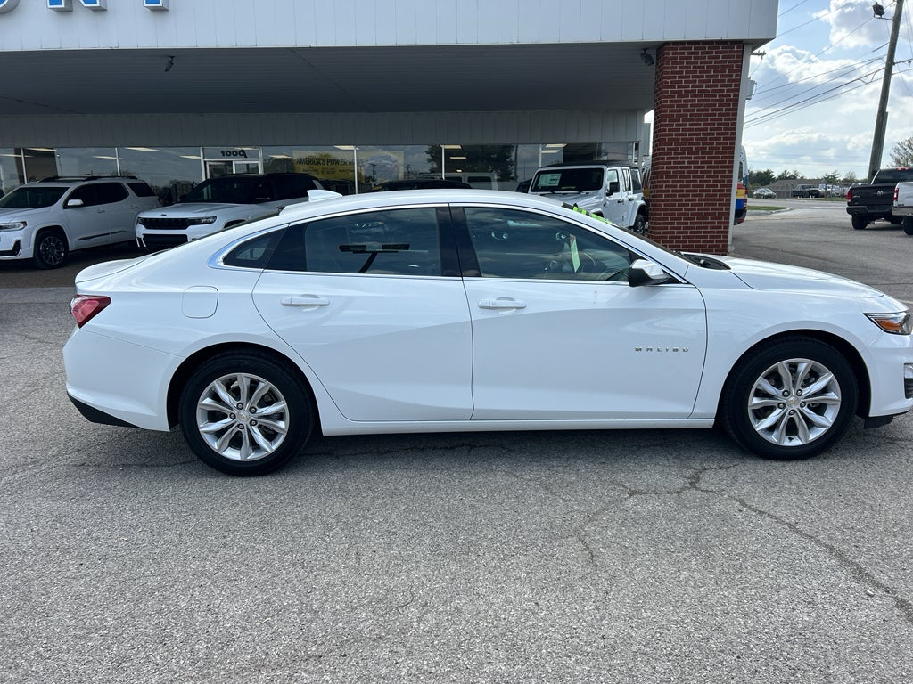 2022 Chevrolet Malibu FWD LT