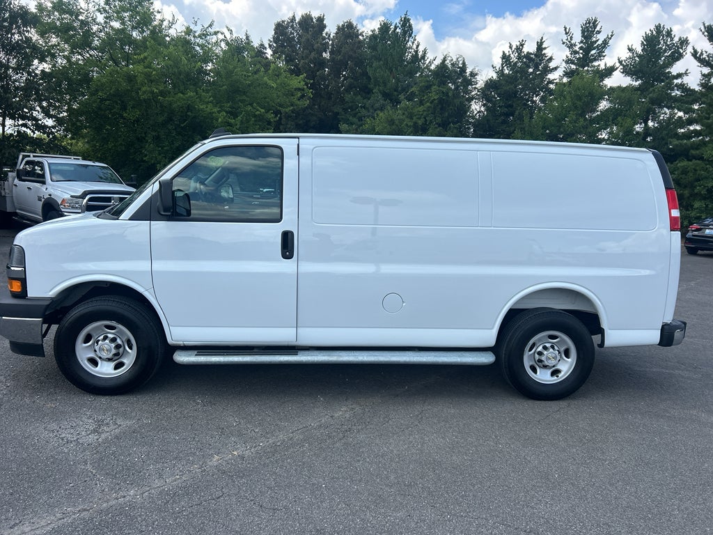 2025 Chevrolet Express Cargo RWD 2500 Regular Wheelbase WT