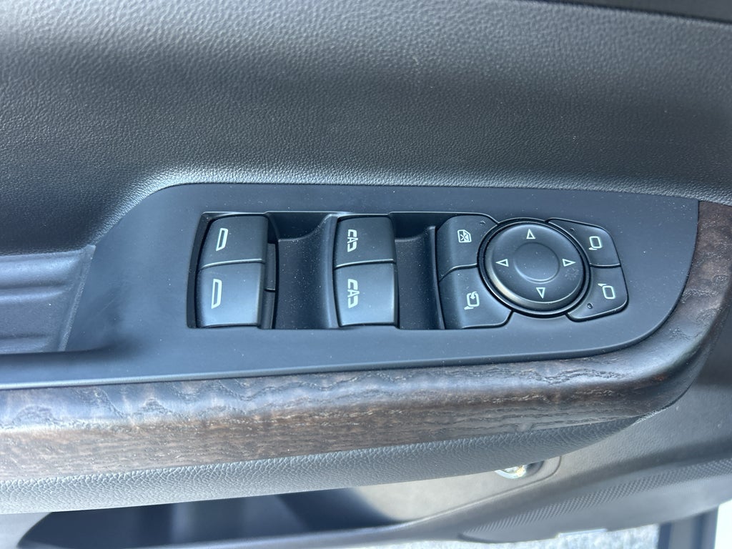 2022 GMC Acadia FWD Denali