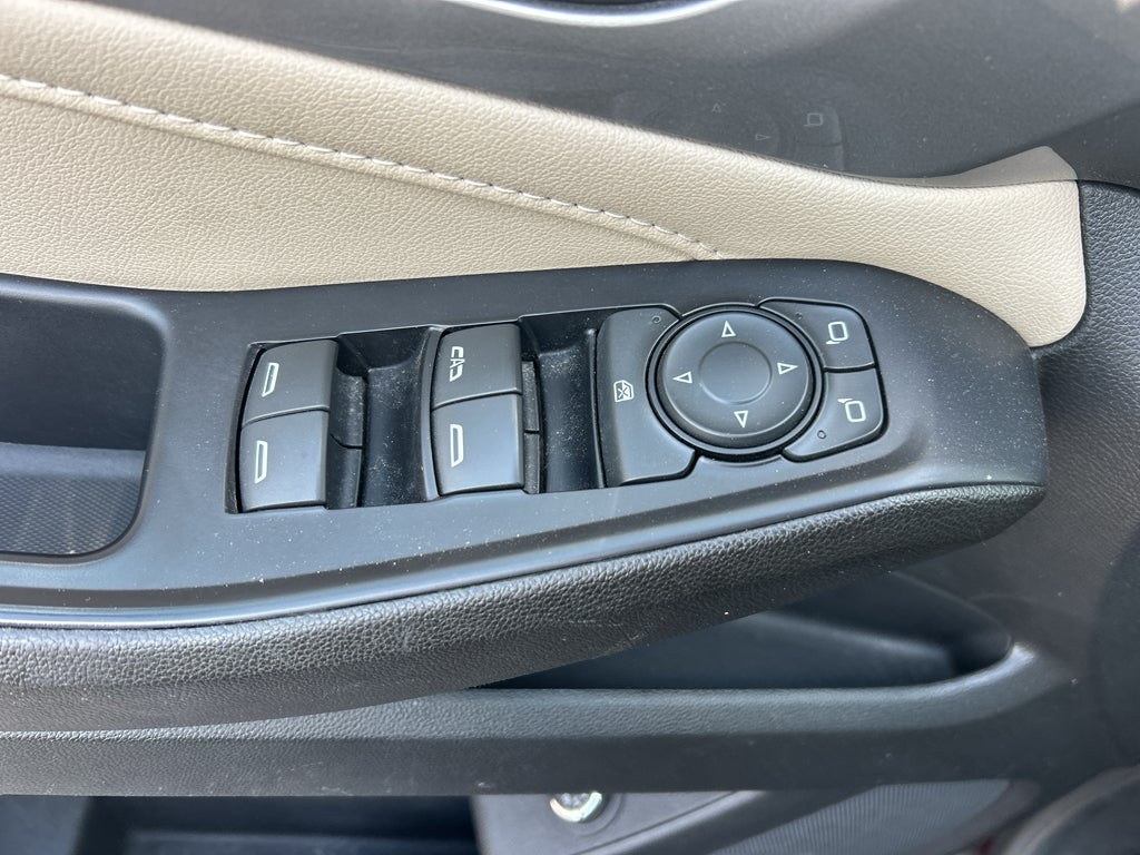 2022 Chevrolet Traverse FWD LT Cloth