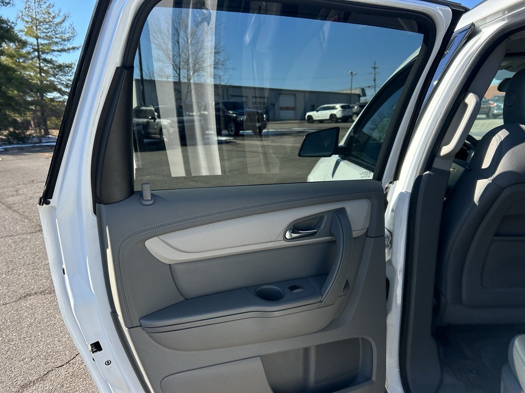 2017 Chevrolet Traverse LS