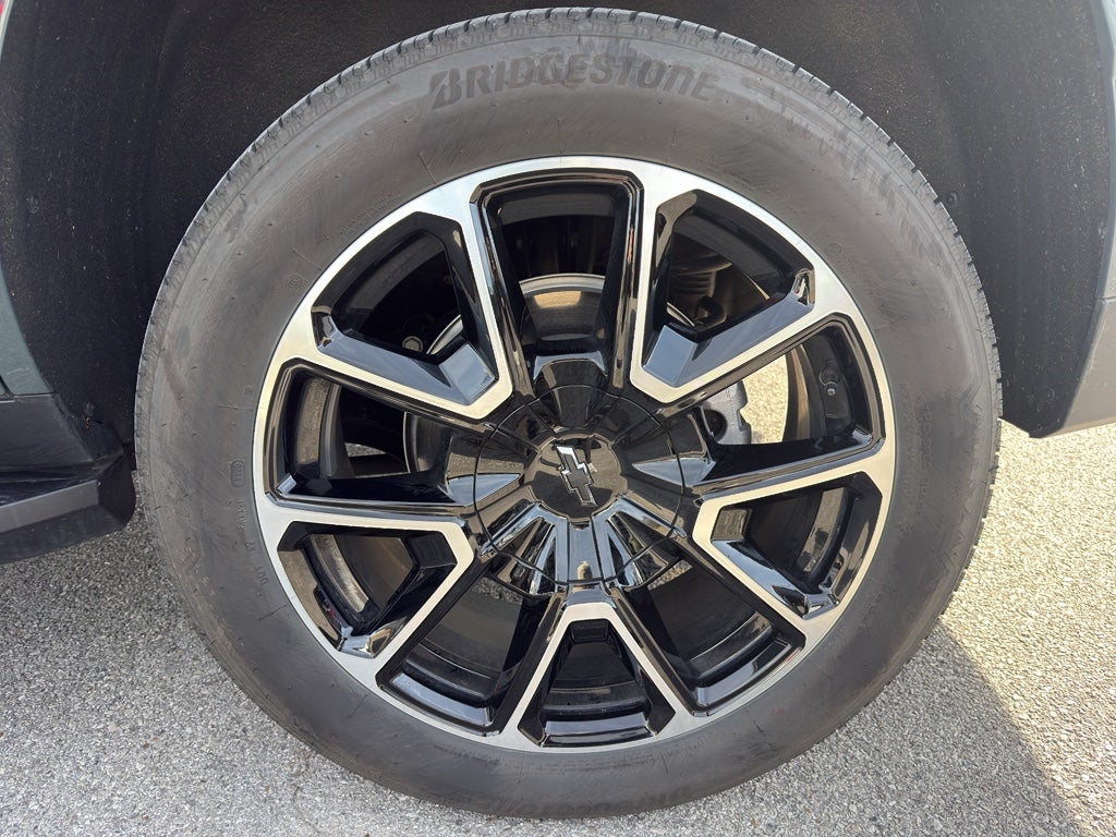 2025 Chevrolet Tahoe 4WD RST