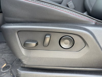 2025 Chevrolet Tahoe 4WD RST