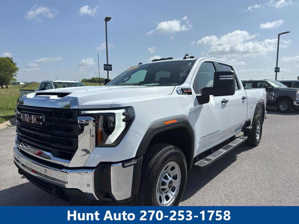 2026 GMC Sierra 4WD Crew Cab Standard Box Pro's photo