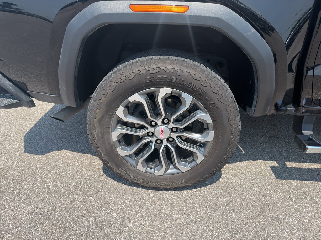 2024 GMC Canyon 4WD Denali