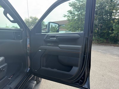 2023 GMC Sierra 1500 4WD Crew Cab Standard Box AT4