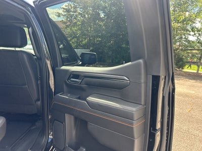 2023 GMC Sierra AT4