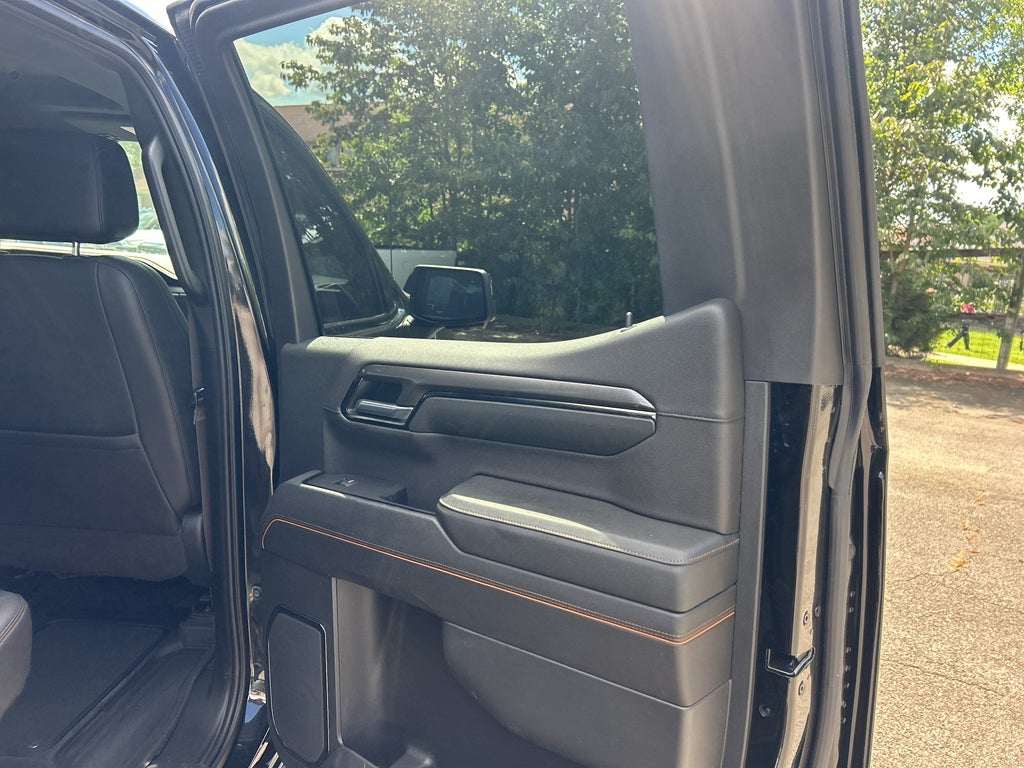 2023 GMC Sierra AT4
