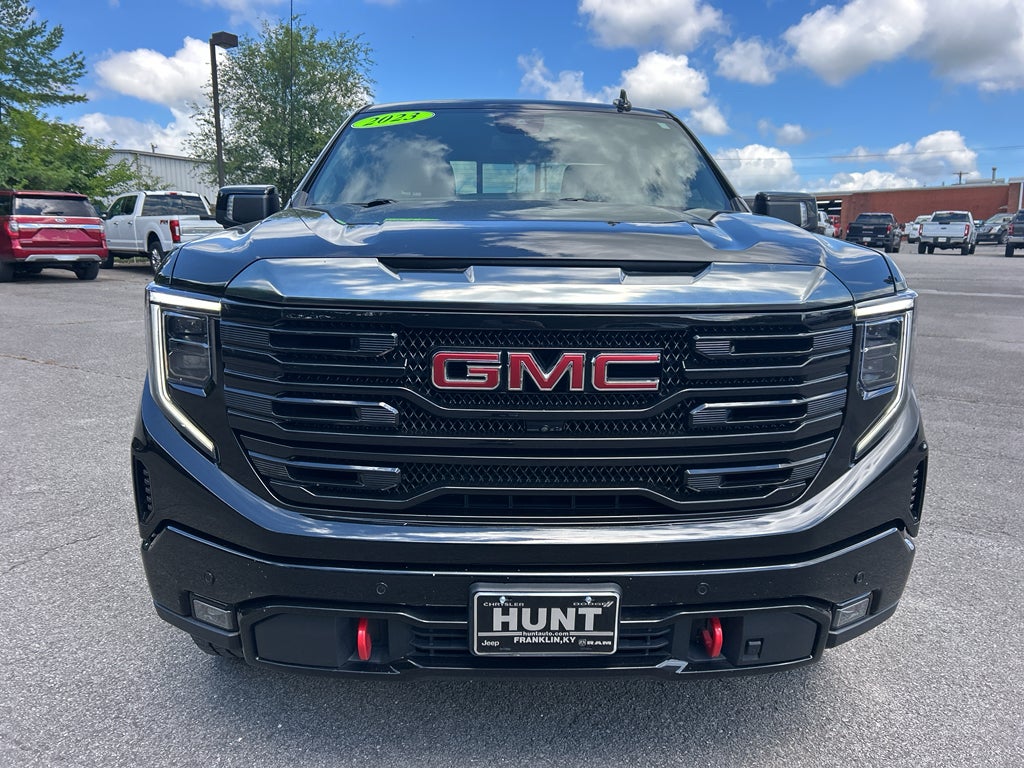 2023 GMC Sierra AT4