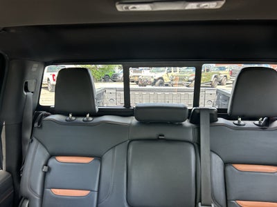 2023 GMC Sierra AT4