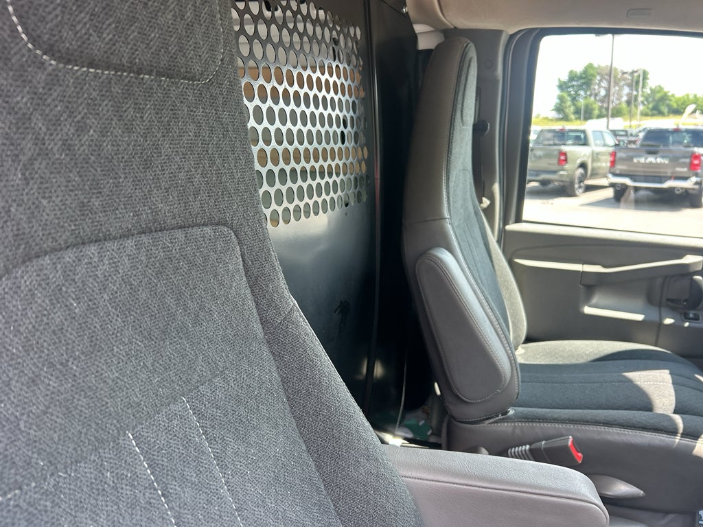 2025 GMC Savana Cargo RWD 2500 Regular Wheelbase Work Van