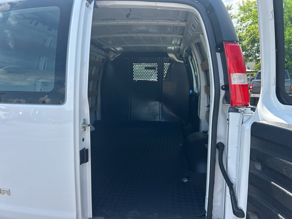 2025 GMC Savana Cargo RWD 2500 Regular Wheelbase Work Van