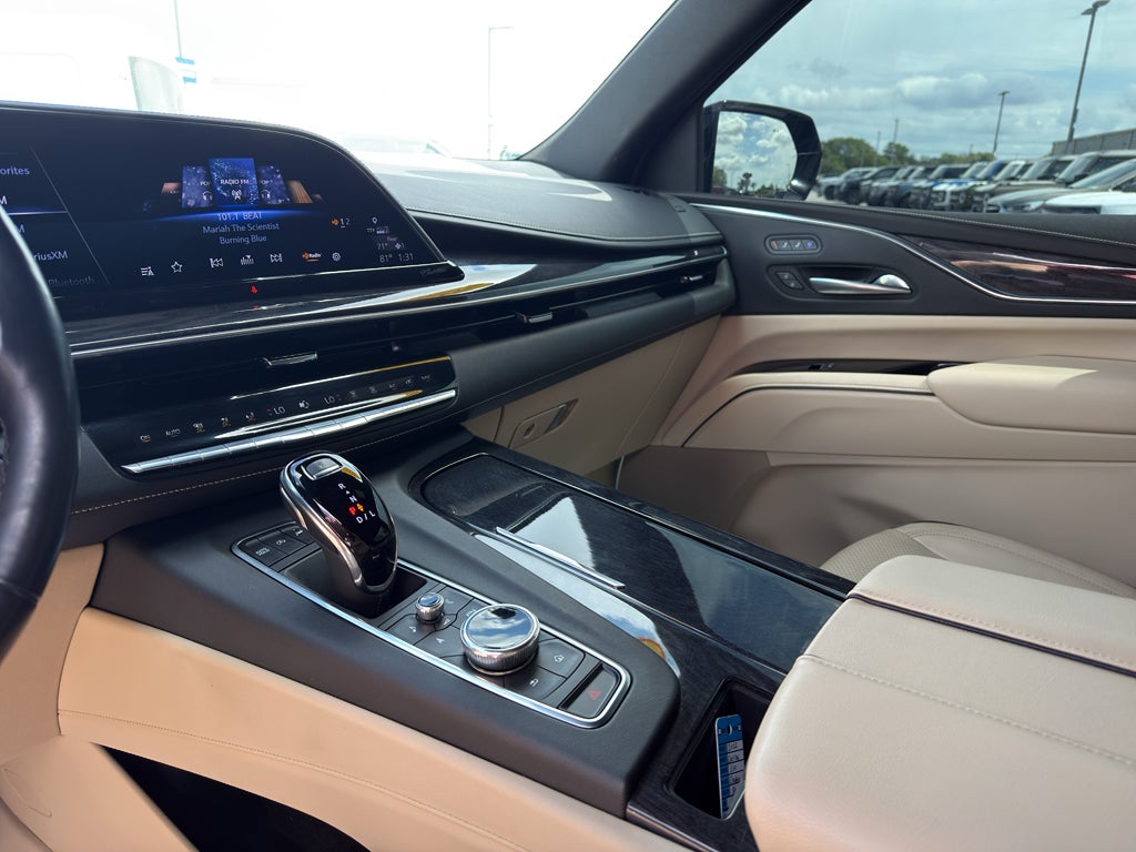 2022 Cadillac Escalade ESV Premium Luxury