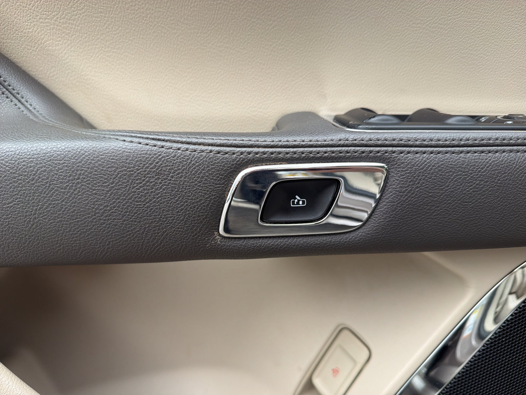 2018 Lincoln Continental Select