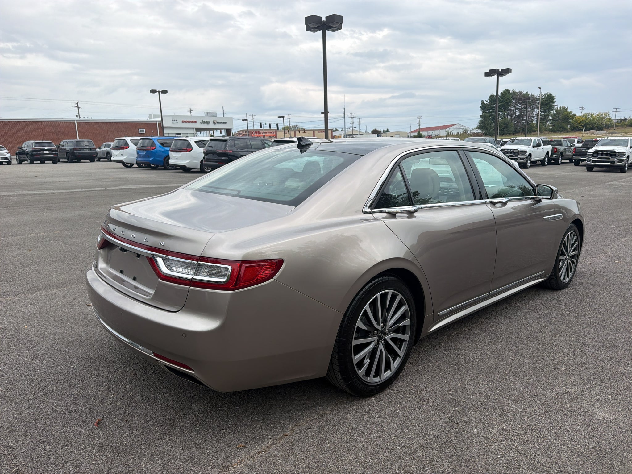 2018 Lincoln Continental Select
