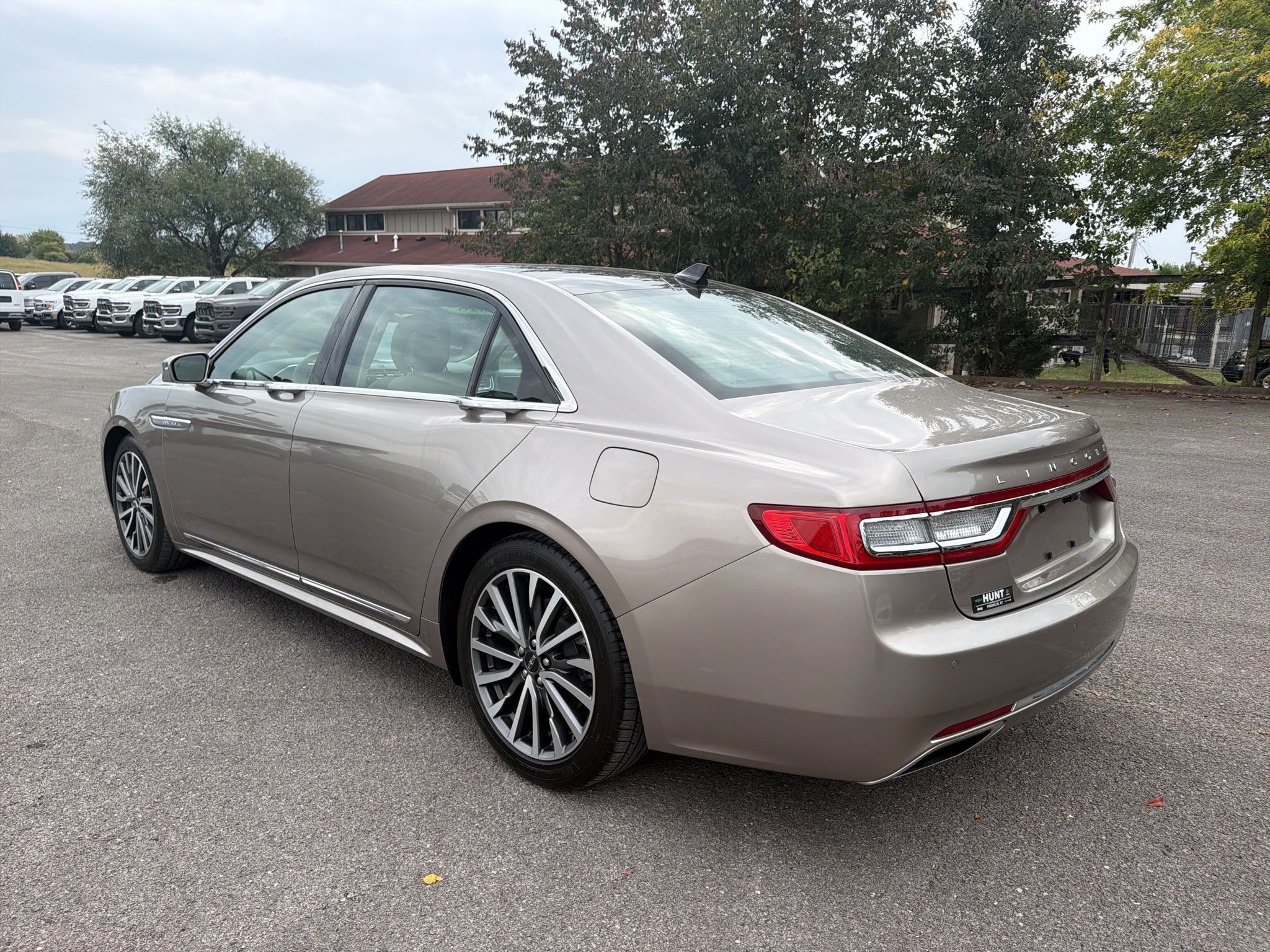 2018 Lincoln Continental Select