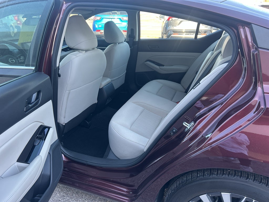 2023 Nissan Altima SV FWD