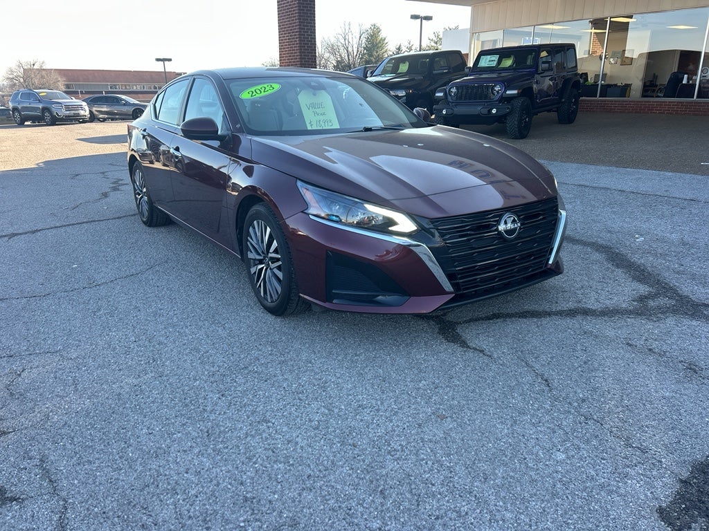 2023 Nissan Altima SV FWD