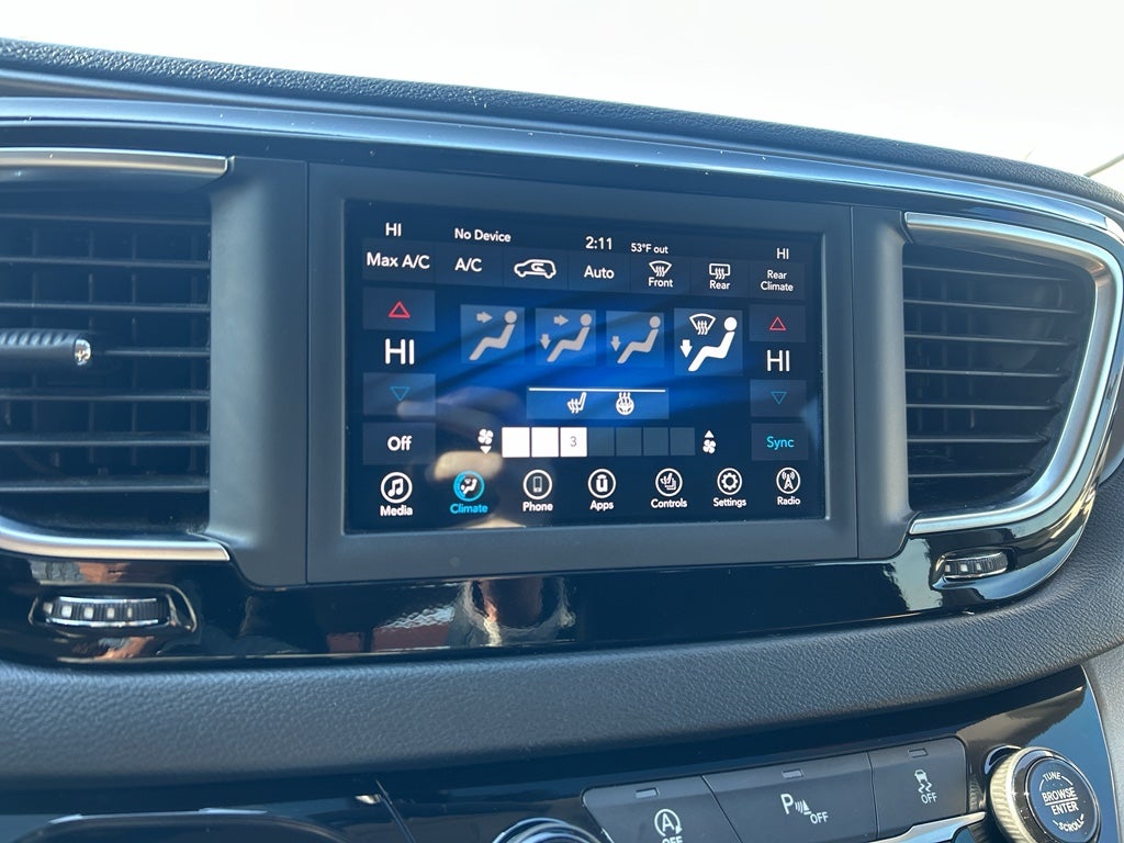 2020 Chrysler Pacifica Touring L