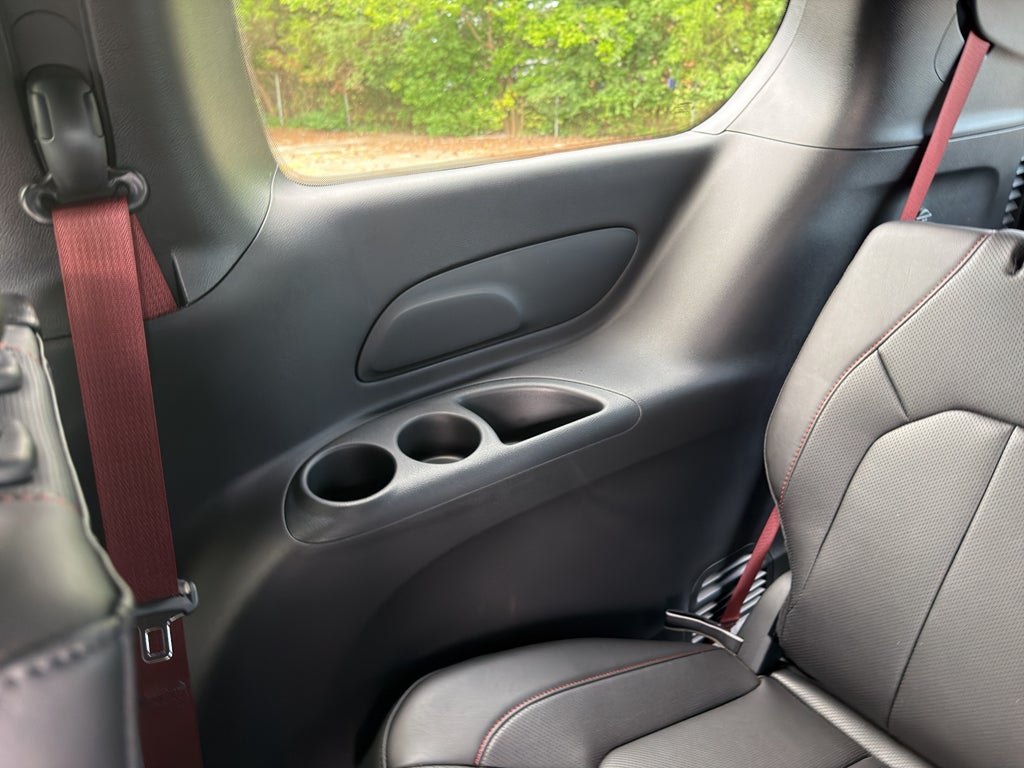 2027 Chrysler Pacifica PACIFICA SELECT