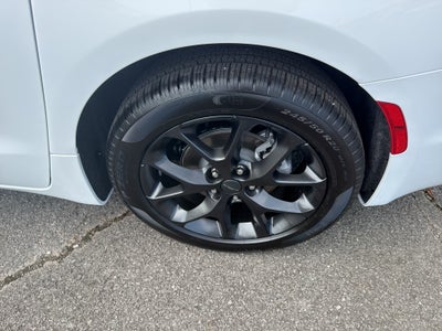 2027 Chrysler Pacifica PACIFICA SELECT