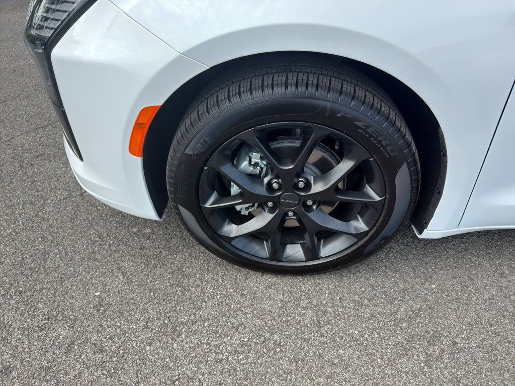 2027 Chrysler Pacifica PACIFICA SELECT