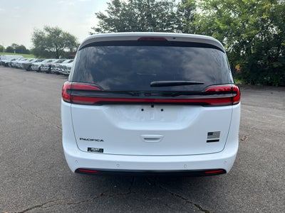 2027 Chrysler Pacifica PACIFICA SELECT