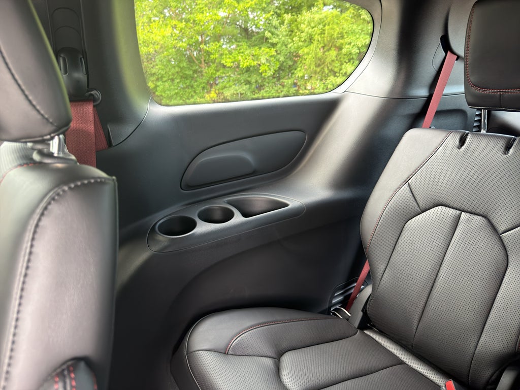 2027 Chrysler Pacifica PACIFICA SELECT