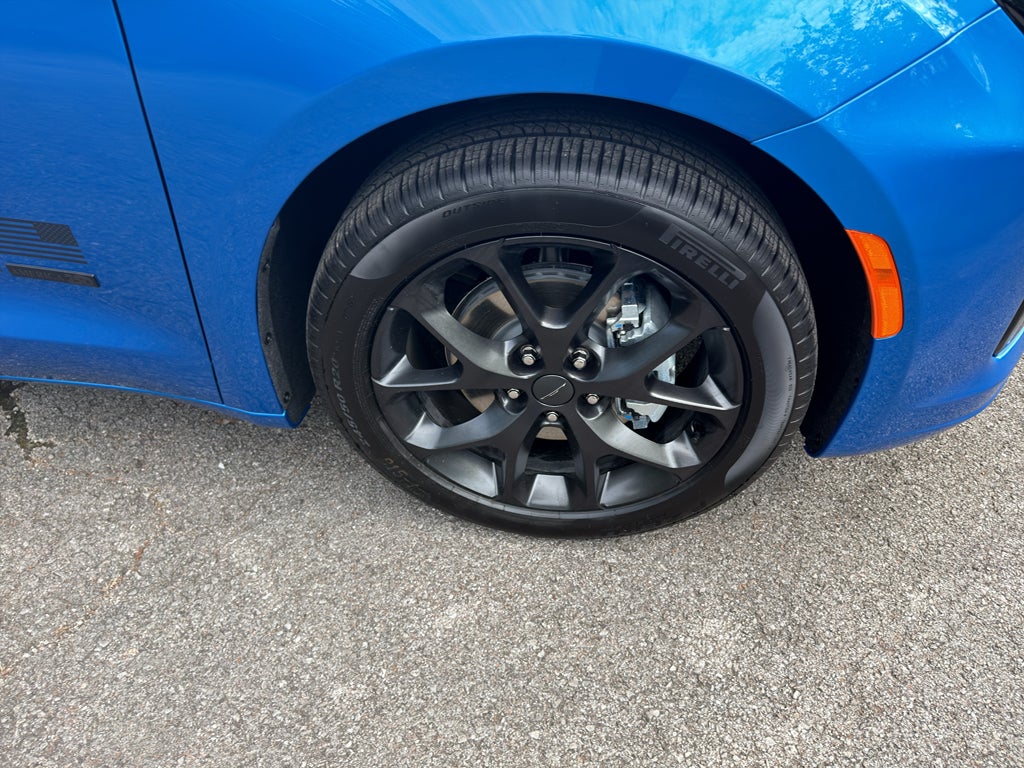 2027 Chrysler Pacifica PACIFICA SELECT