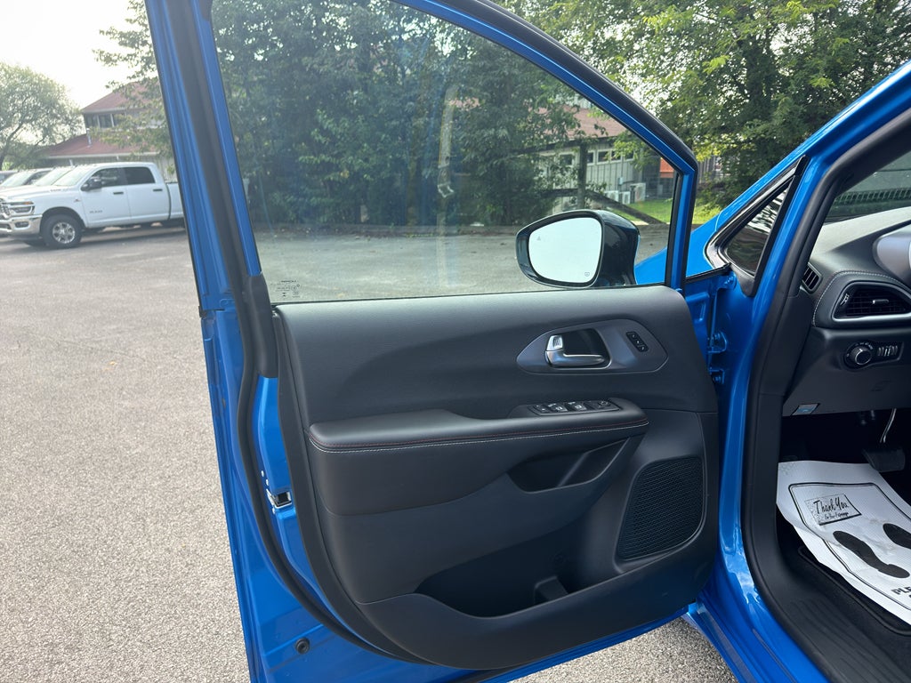 2027 Chrysler Pacifica PACIFICA SELECT