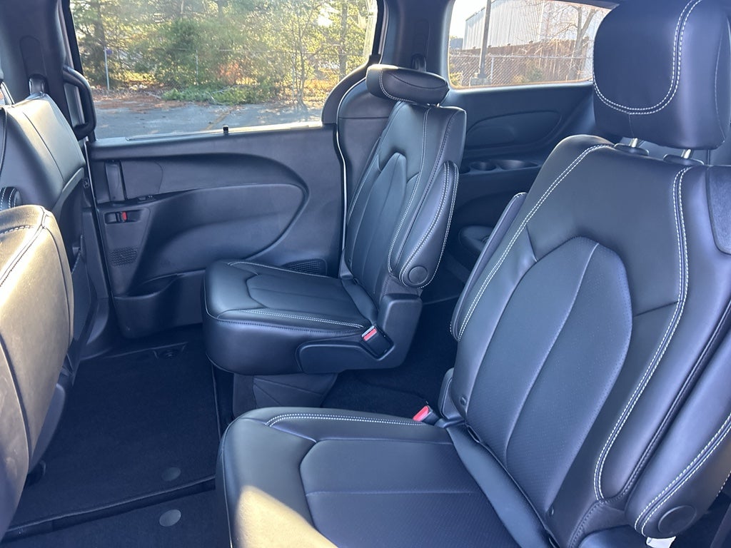 2026 Chrysler Voyager VOYAGER LX