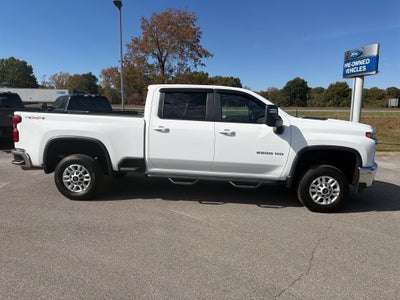 2022 Chevrolet Silverado 2500HD 4WD Crew Cab Standard Bed LT