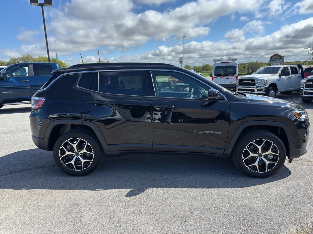 2026 Jeep Compass COMPASS LIMITED 4X4
